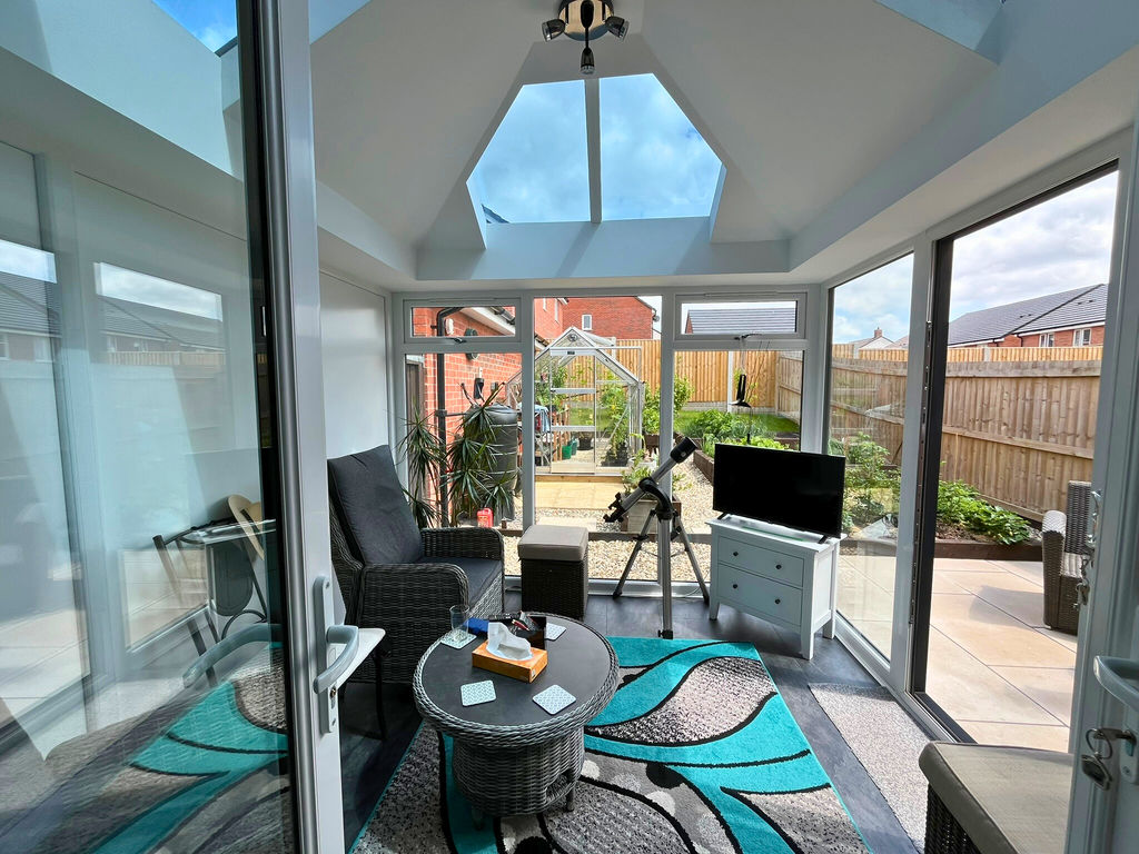 8 Bullrush Close